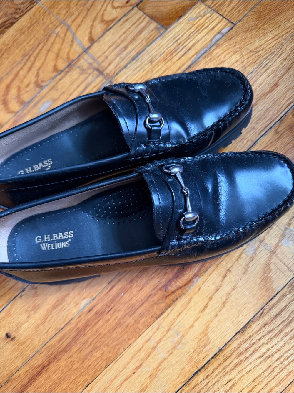 GH bass loafers like new